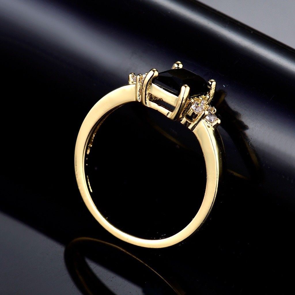 Plated Gold Simulated Zircon Female Wedding Rings