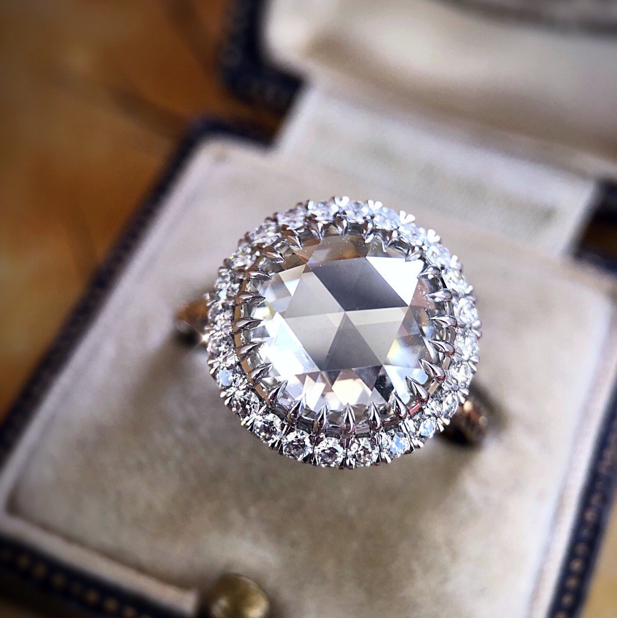 Karat-Simulation glänzender Diamant-Retro-große Ringe