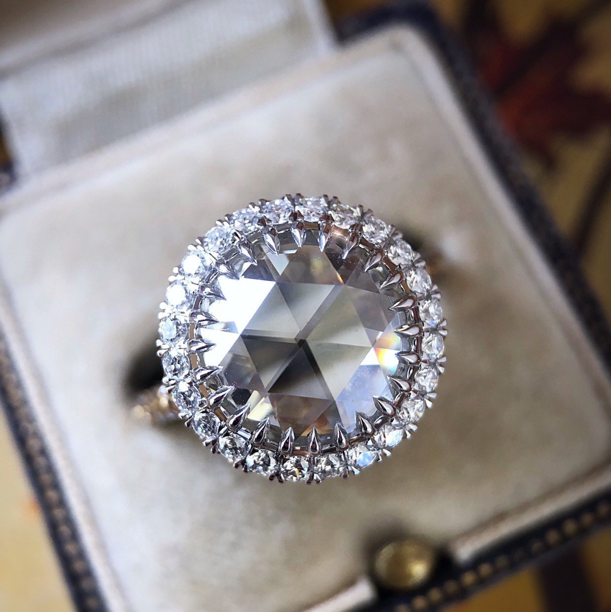 Karat-Simulation glänzender Diamant-Retro-große Ringe
