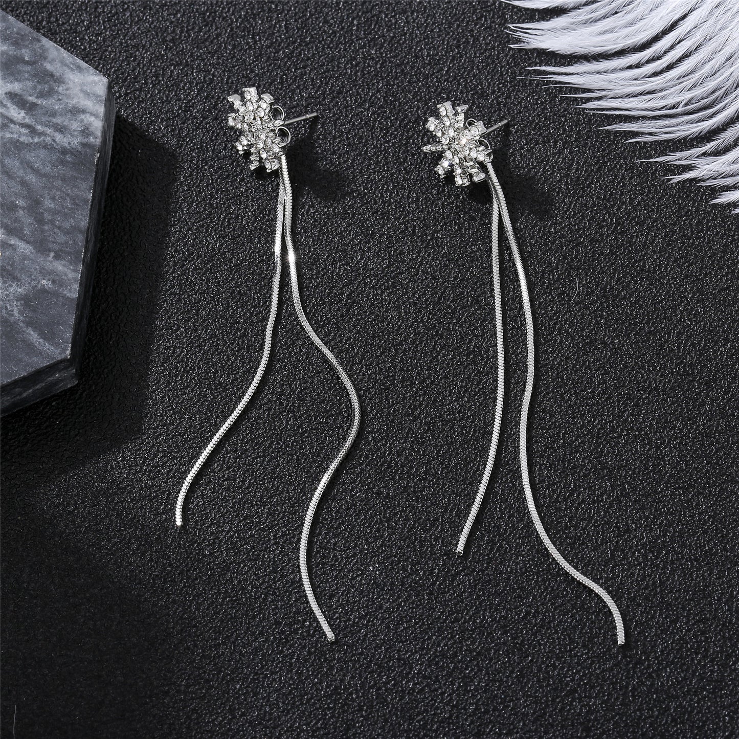 Versatile Personality Korean Fashion Simple Tassel Earrings
