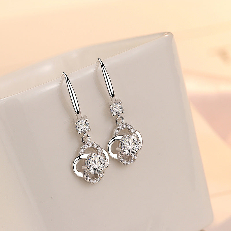 Women's Clover Temperamental Long Korean Style Personalized Ear Clips Earrings