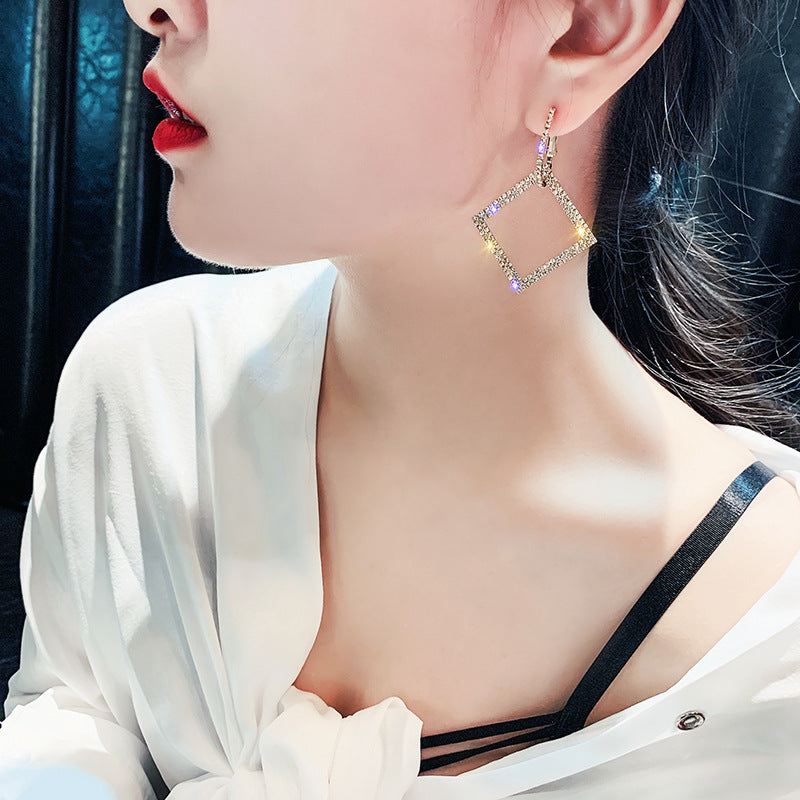 Women's Sier Needle Exaggerated Diamond Square Long Elegant Earrings