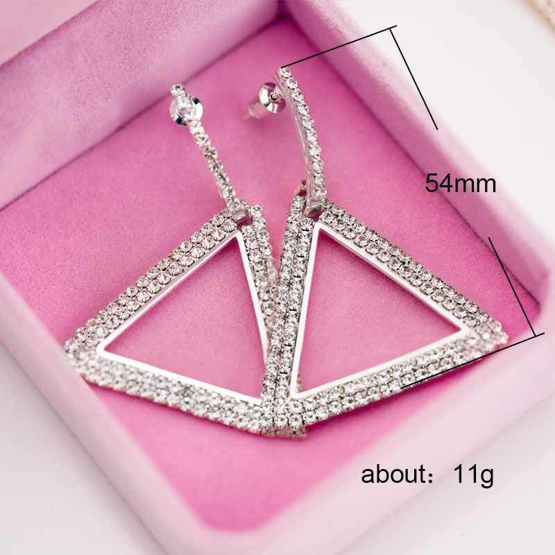 Übertriebene geometrische Dreieck-Kupfer-Lady-Temperament-Ohrringe