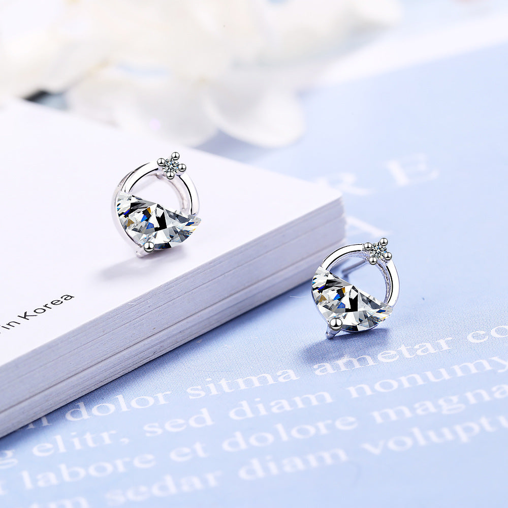 Women's Temperament One Wang Simple And Compact Earrings