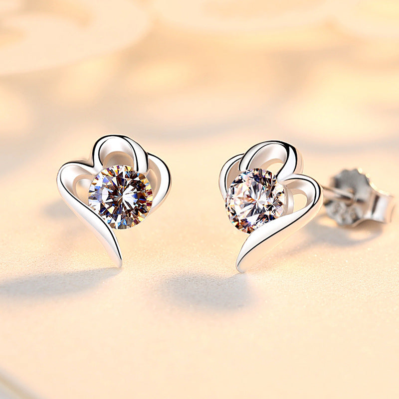 Women's Sier Love Heart Fresh Heart-shaped Niche Sweet Earrings