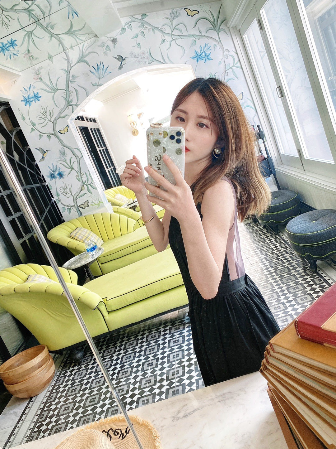 Women's Elegant Baroque Ear Clips Earless Face Earrings