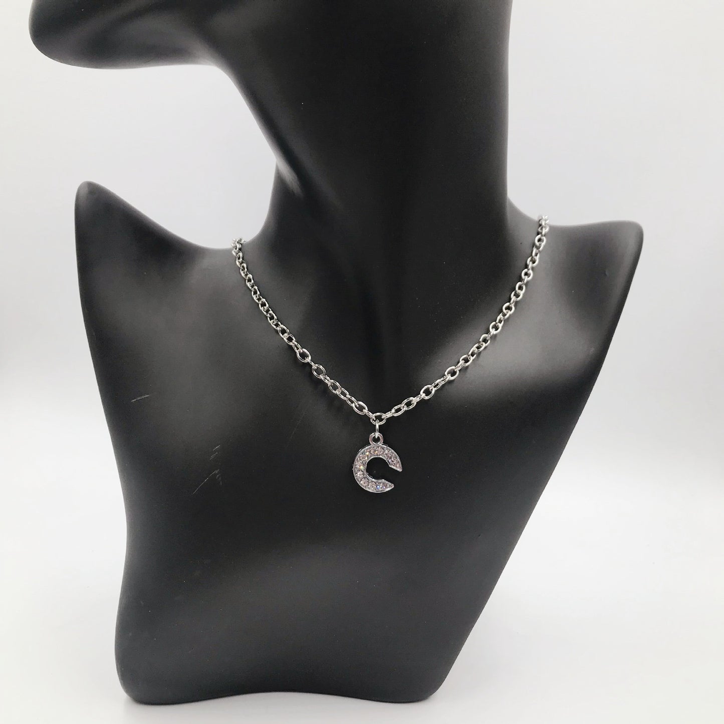Pendentif court incrusté de diamants en forme de clavicule avec colliers