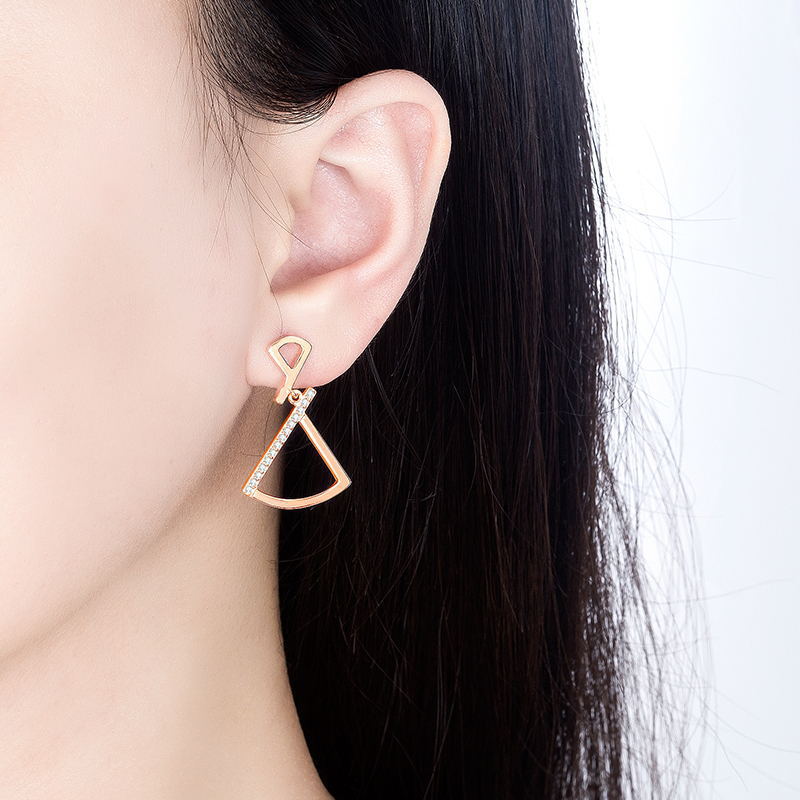 Women's Geometric Scallop Ear Cold Style High Earrings