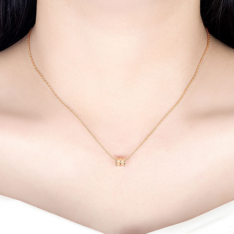 Women's Slim Waist Stylish Pendant Temperament Wild Necklaces