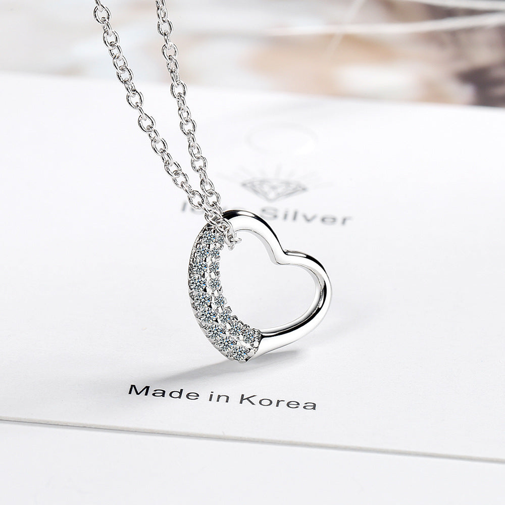 Women's Pendant Diamond Heart-shaped Short Clavicle Chain Necklaces