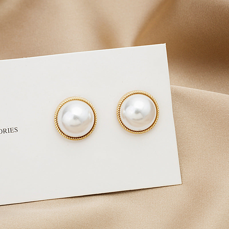 Baroque Round Pearl Elegant Exquisite French Rings