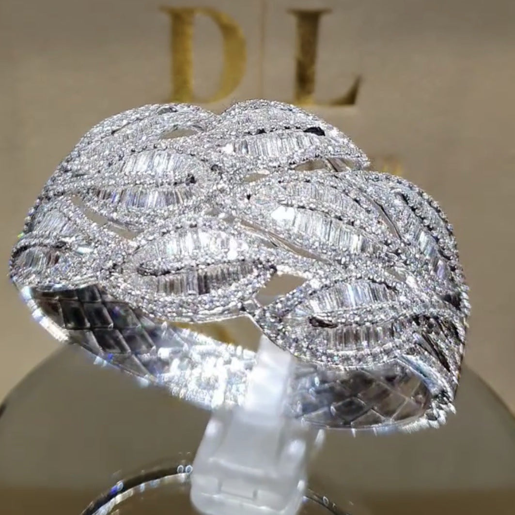 Women's Trendy Fashion Diamond Exaggerated Wedding Rings
