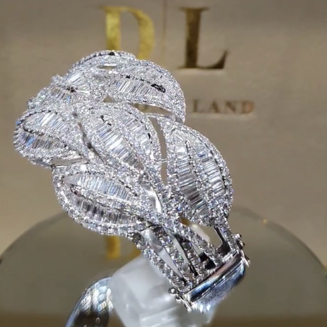 Women's Trendy Fashion Diamond Exaggerated Wedding Rings