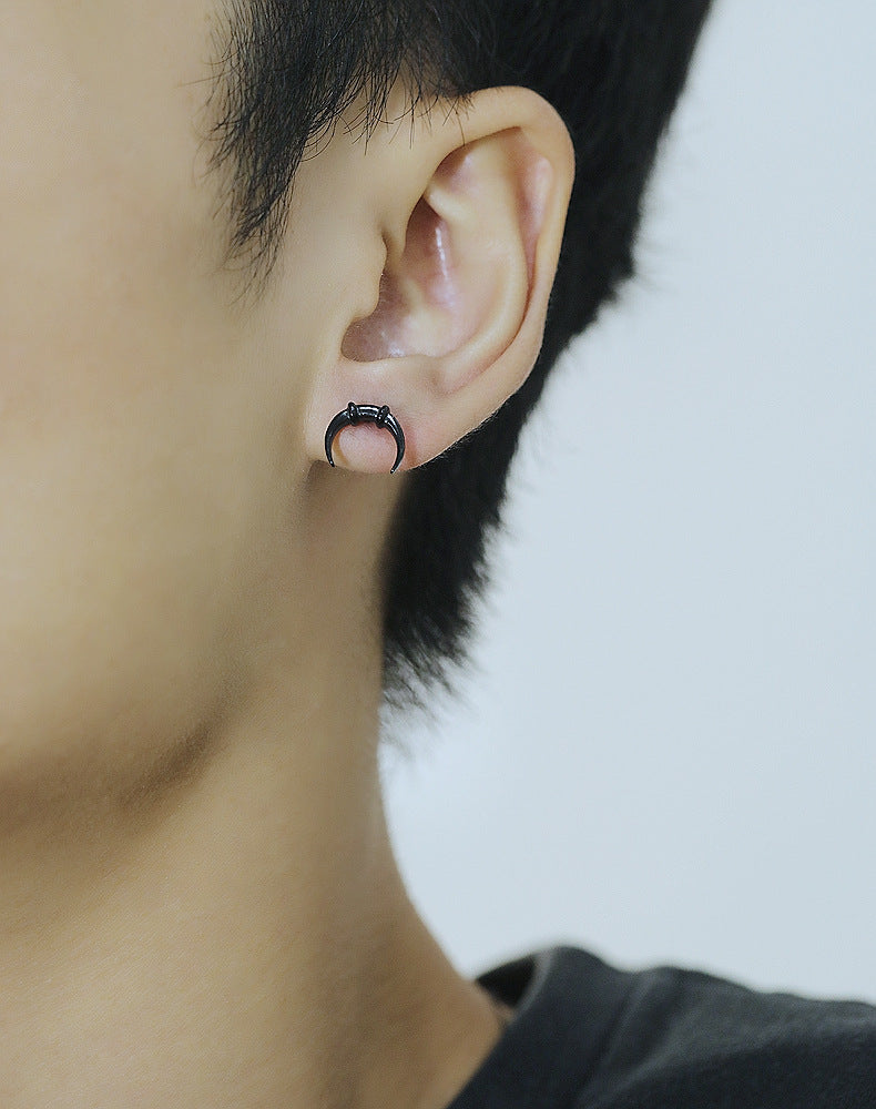 Men's Korean Style Creative Moon Horn Titanium Earrings
