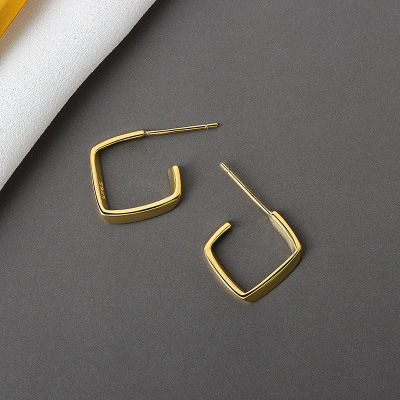 Women's Retro Style Square Three-dimensional High Sense Earrings