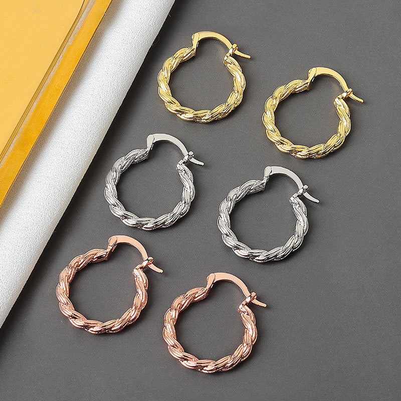 Women's Retro Twisted Metal Ear Eardrops Simple Niche Temperament Earrings