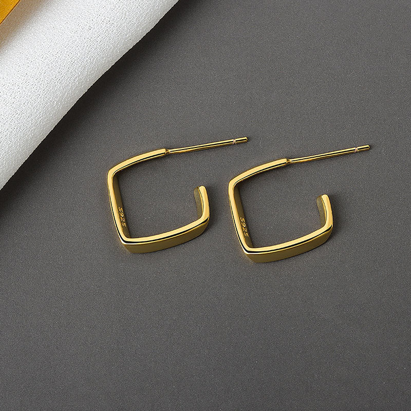 Women's Retro Style Square Three-dimensional High Sense Earrings