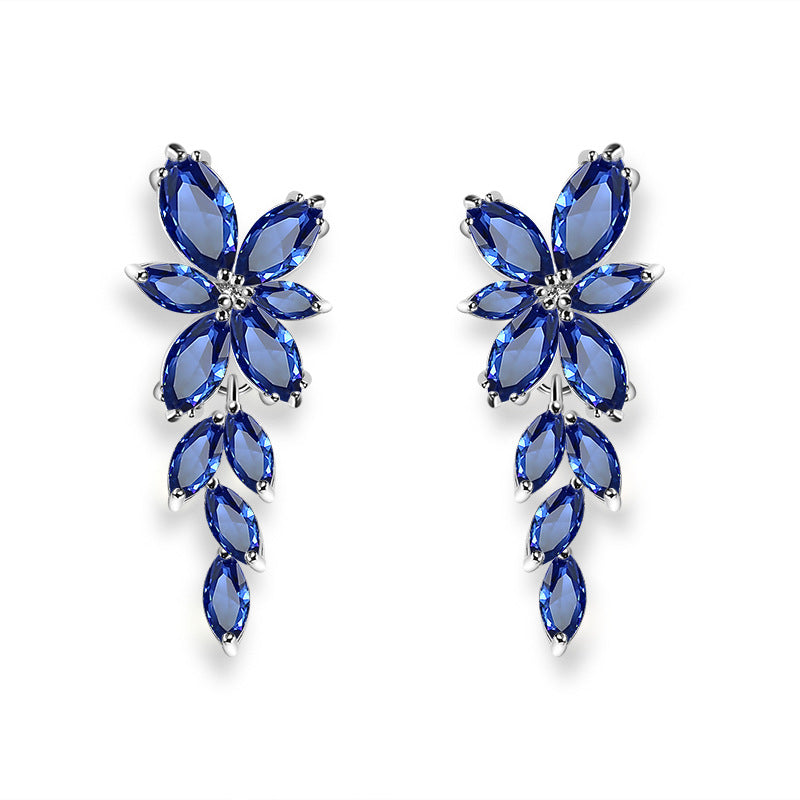 Women's Simple Long Horse Eye Zircon Light Earrings