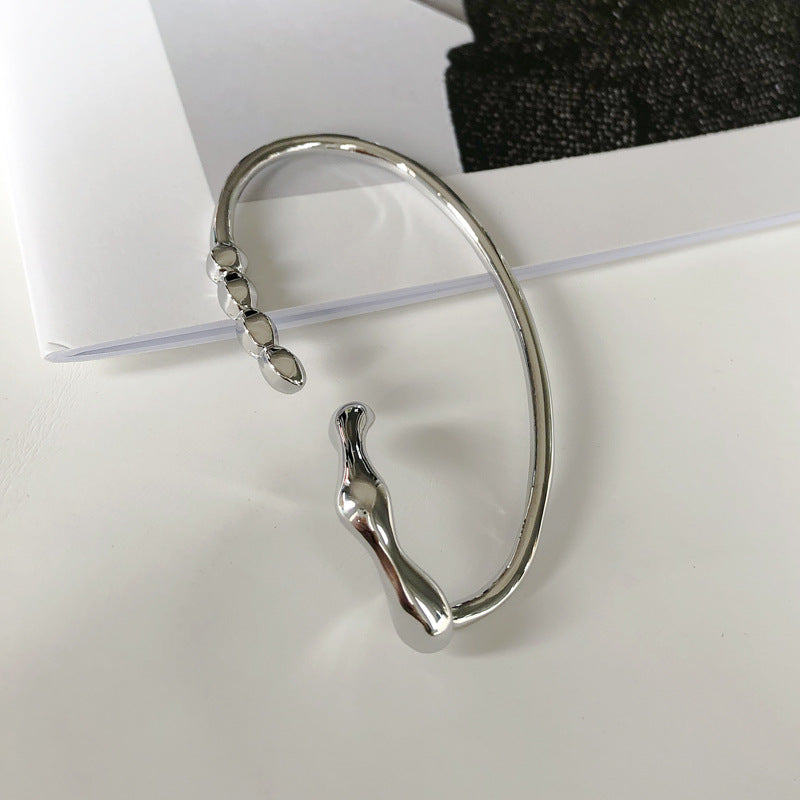 Female Unique Bone Clips Large Size Minimalist Hip Ear Clip