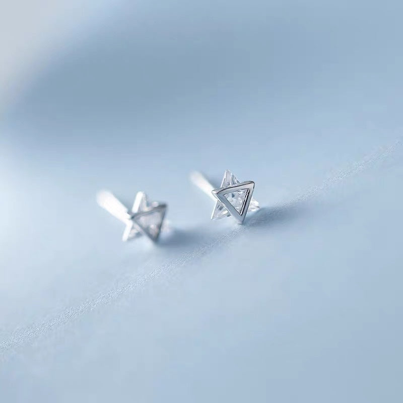 Triangle Ear Cold Wind White Gold Earrings