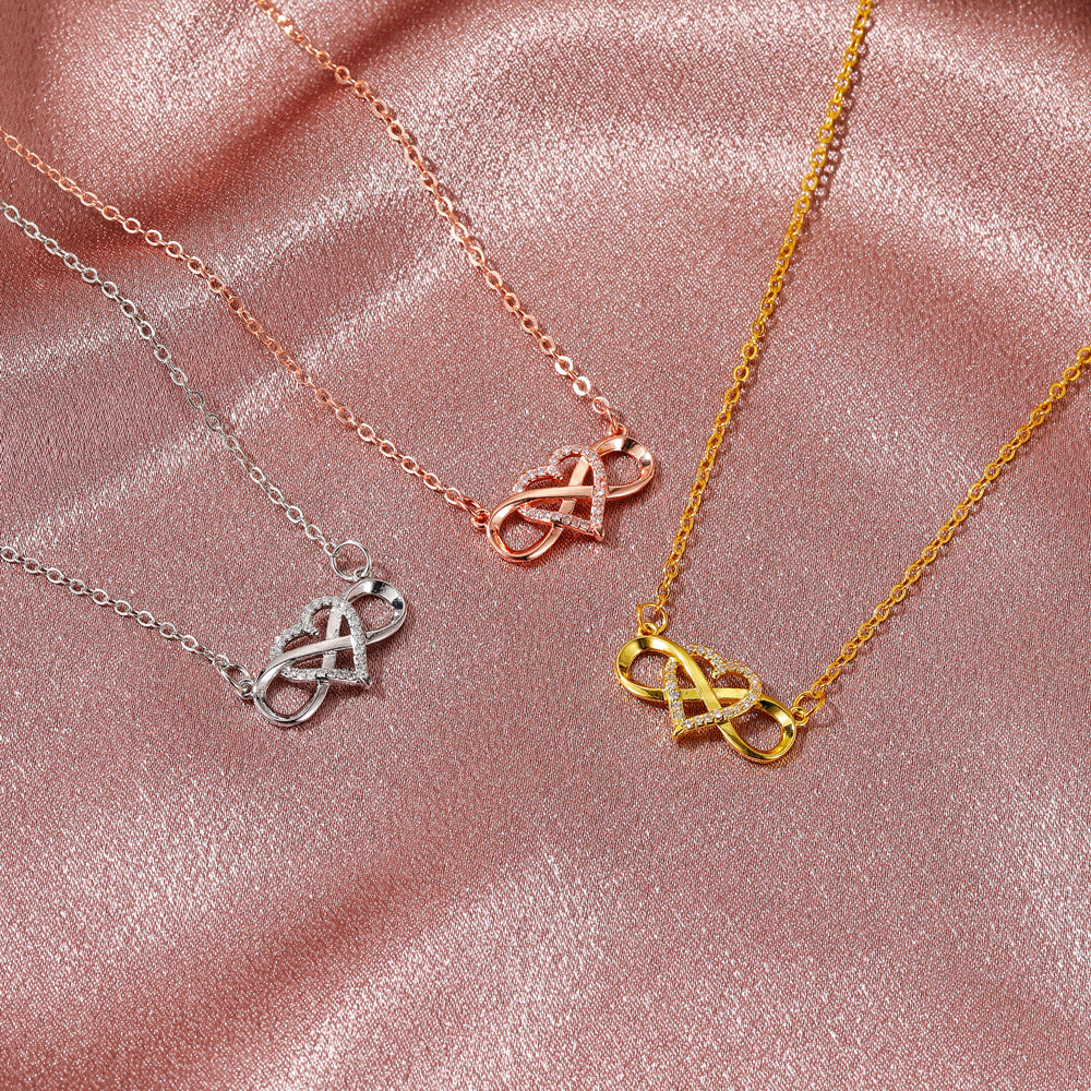 Colliers de clavicule croisés simples en forme de cœur de style froid