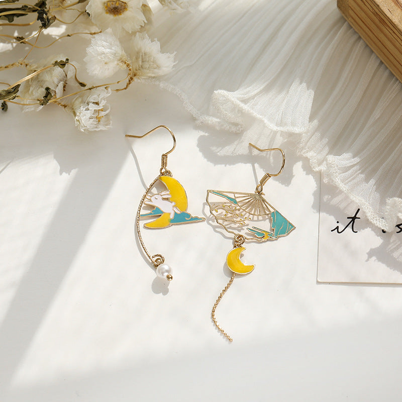 Retro National Style Graceful Asymmetric Rabbit Earrings