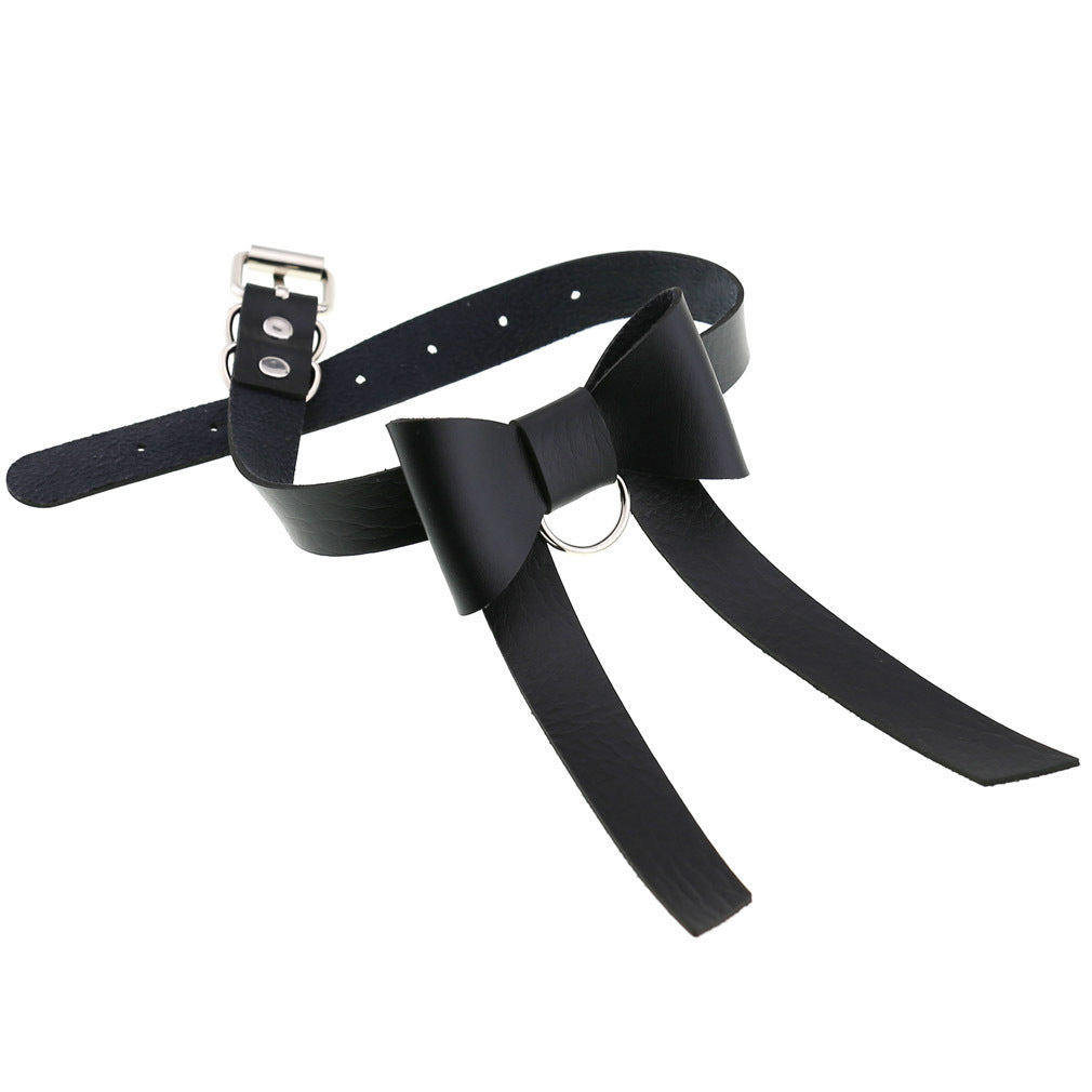 Colliers de personnalité gothiques en cuir avec nœud papillon long