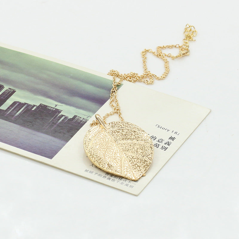 Women's Leaves Noble Vintage Sweater Chain Long Necklaces