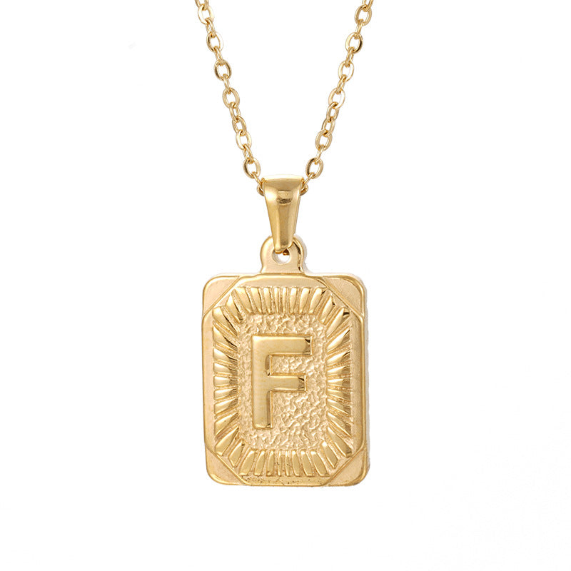 Colliers en titane avec pendentif lettre carré en acier inoxydable pour hommes