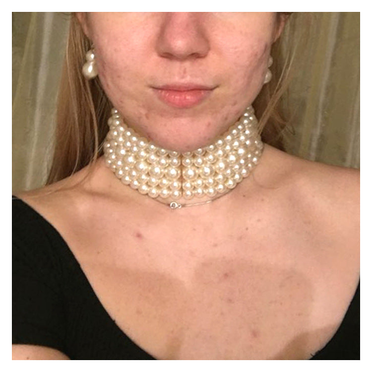 Ensemble court de colliers d'ornements en perles pour femmes