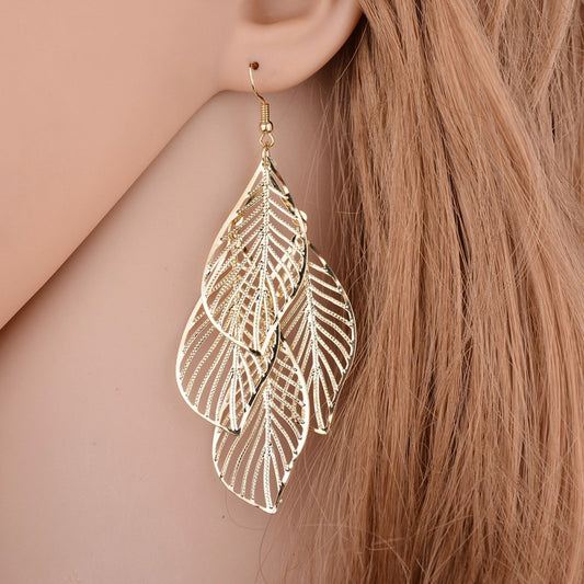 Women's Summer Fashion Metal Leaf Tassel Ear Earrings