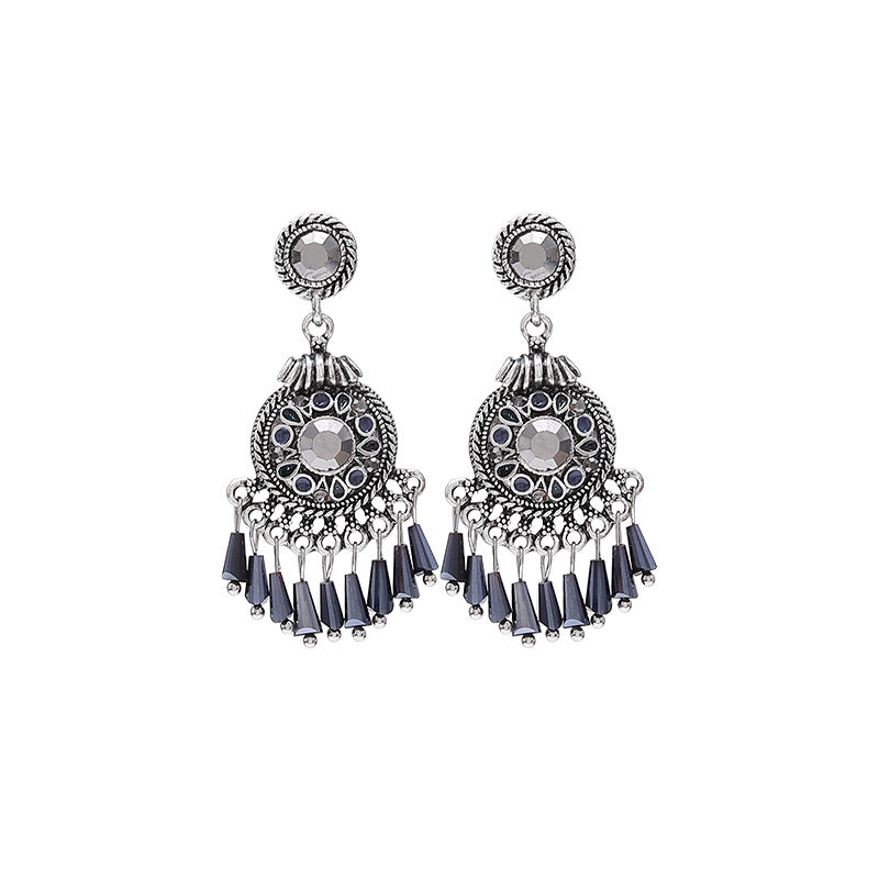 Women's Ethnic Style Short Temperamental Distressed Disc Crystal Earrings