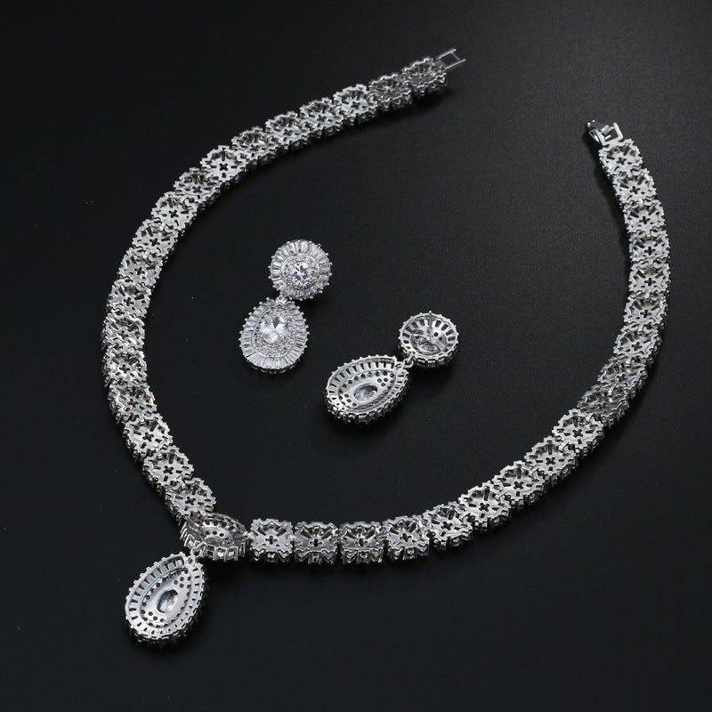 Fashion Bridal Round Zirconium Paraffin Inlaid Jewelry Set