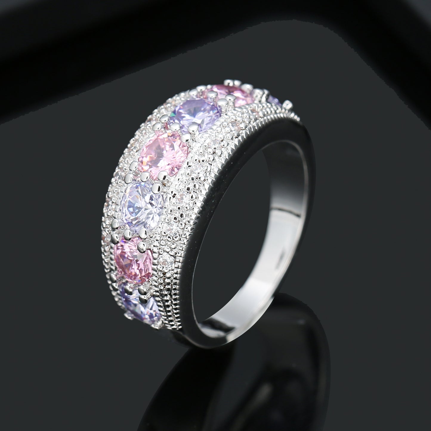 Women's Luxury Elegant Inlaid Zircon Copper Ring