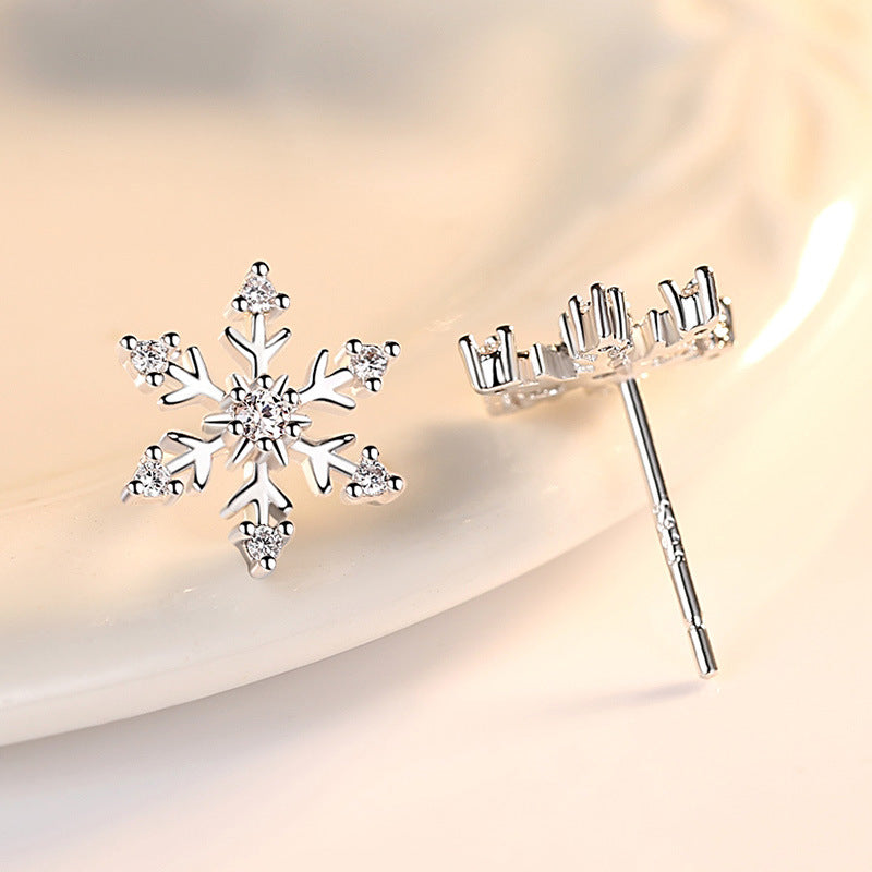 Ohrringe mit Zirkon-Schneeflocken-Ohr, weiblich, süße Eleganz