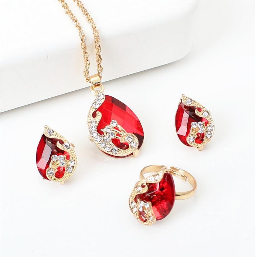 Paon exquis cristal bijoux coréens colliers trois pièces