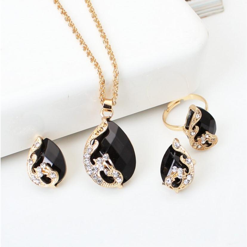 Paon exquis cristal bijoux coréens colliers trois pièces