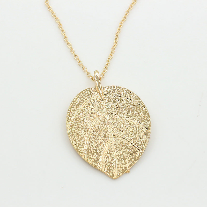 Women's Leaves Noble Vintage Sweater Chain Long Necklaces