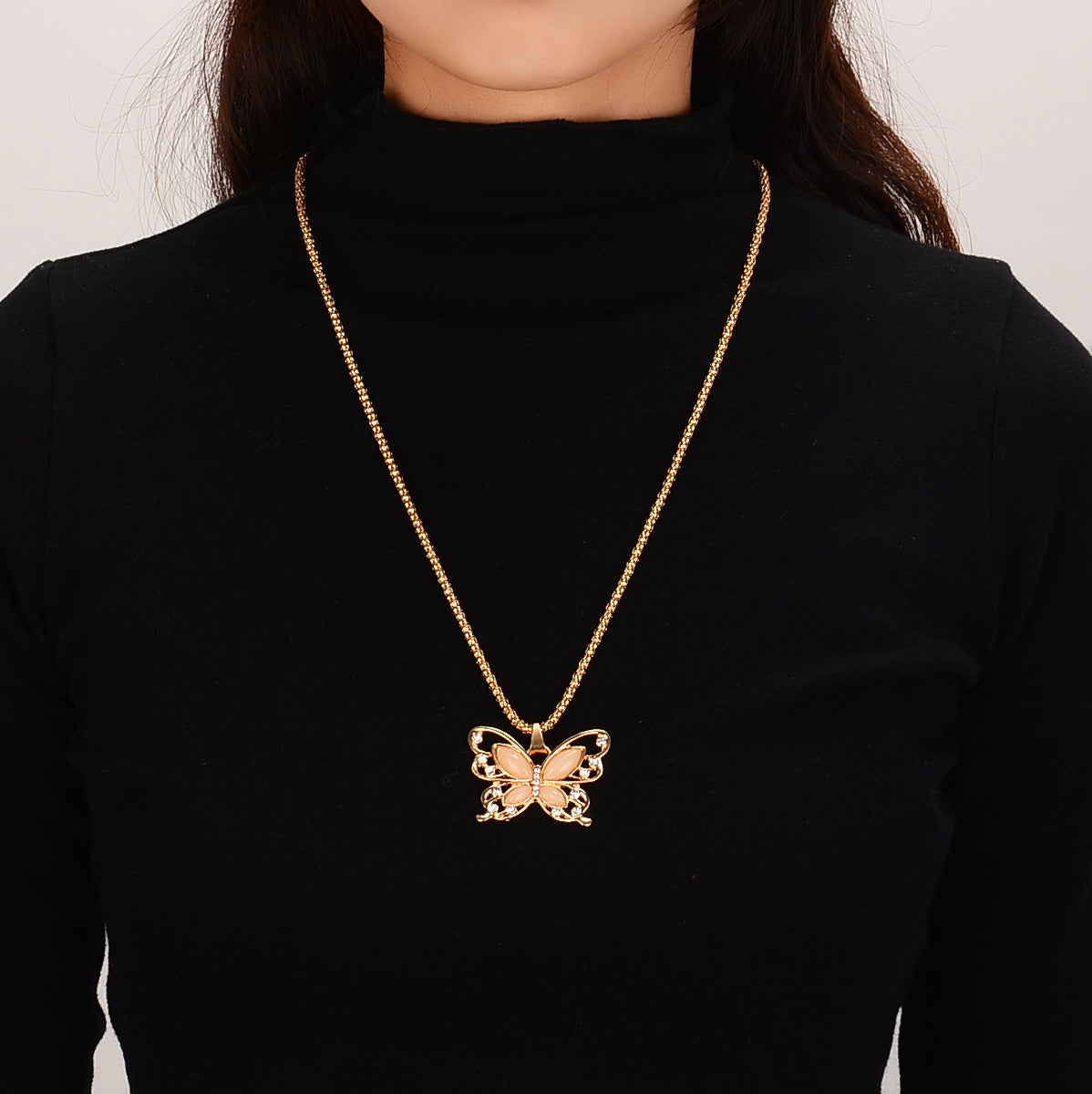 Kreative Mode-Opal-Hohl-Schmetterlings-elegante Halsketten