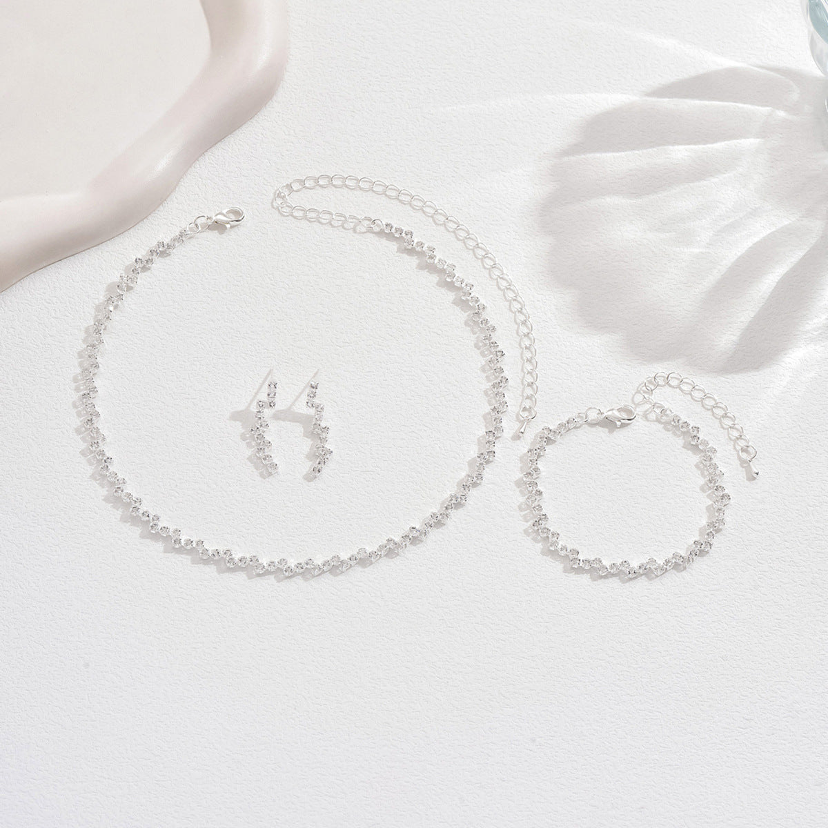Women's Simple Zircon Claw Chain Geometric Fashion Fine Clavicle Jewelry Set