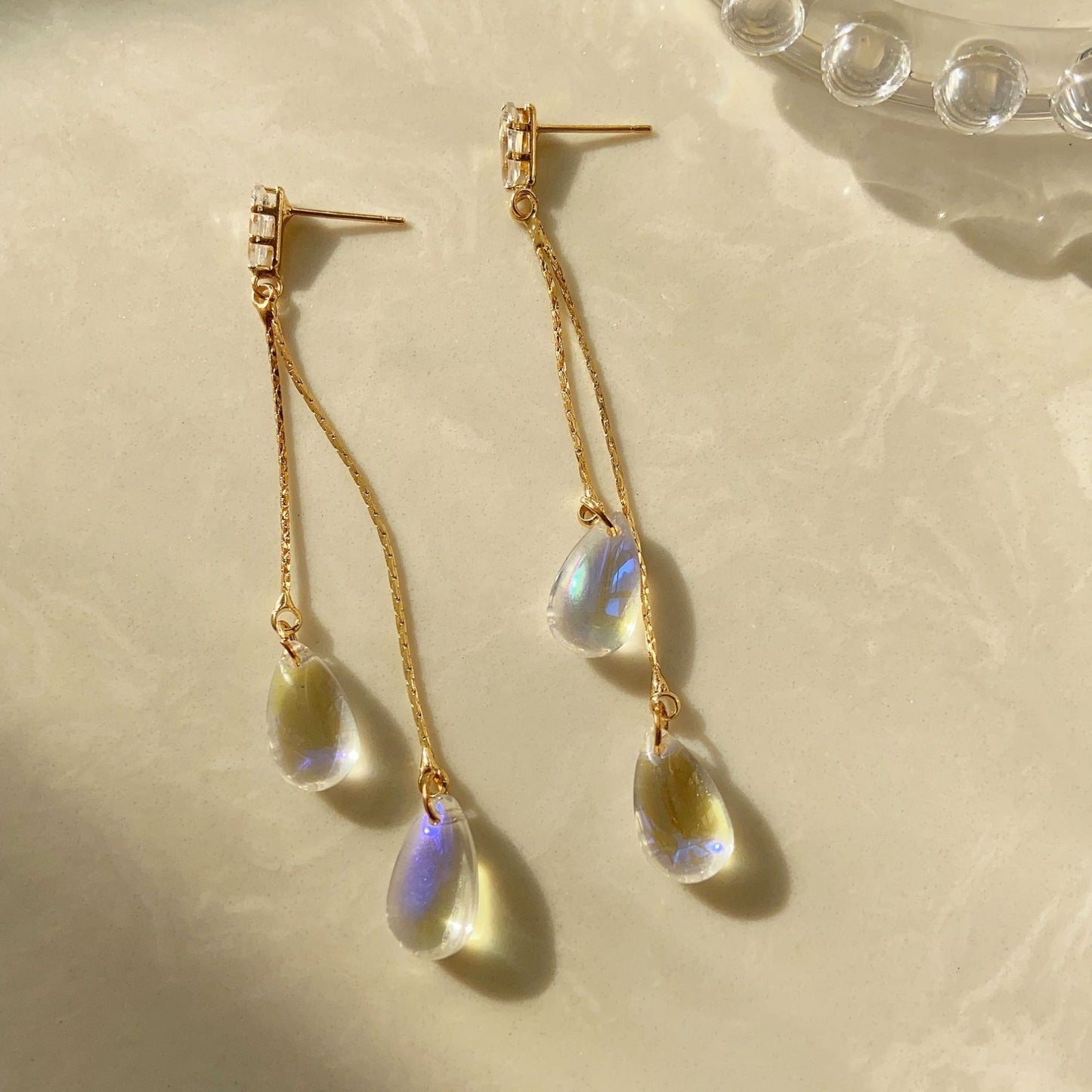 Tears Classical Temperament Dazzling Color Changing Water Earrings