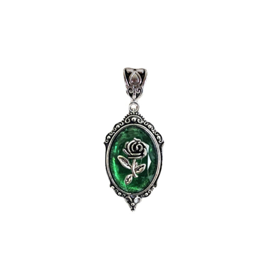 Casual Elegant Green Gem Rose Veet Necklaces