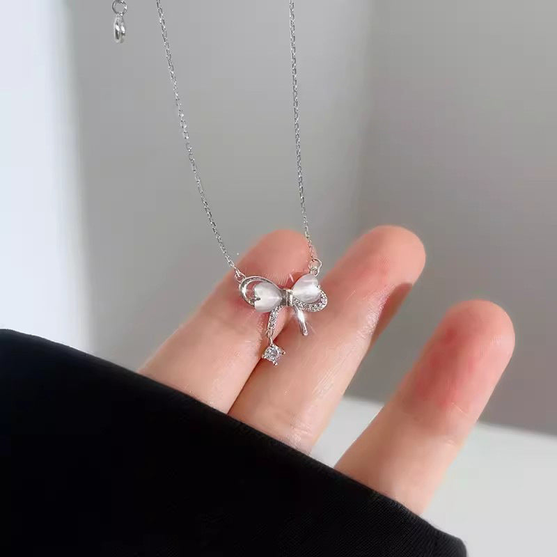 Colliers de luxe légers en argent sterling avec nœud opale pour femmes