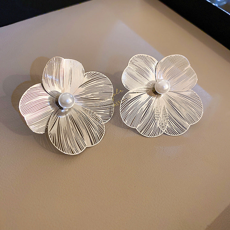 Women's Sier Needle Metal Flower Elegant Fashion Rings