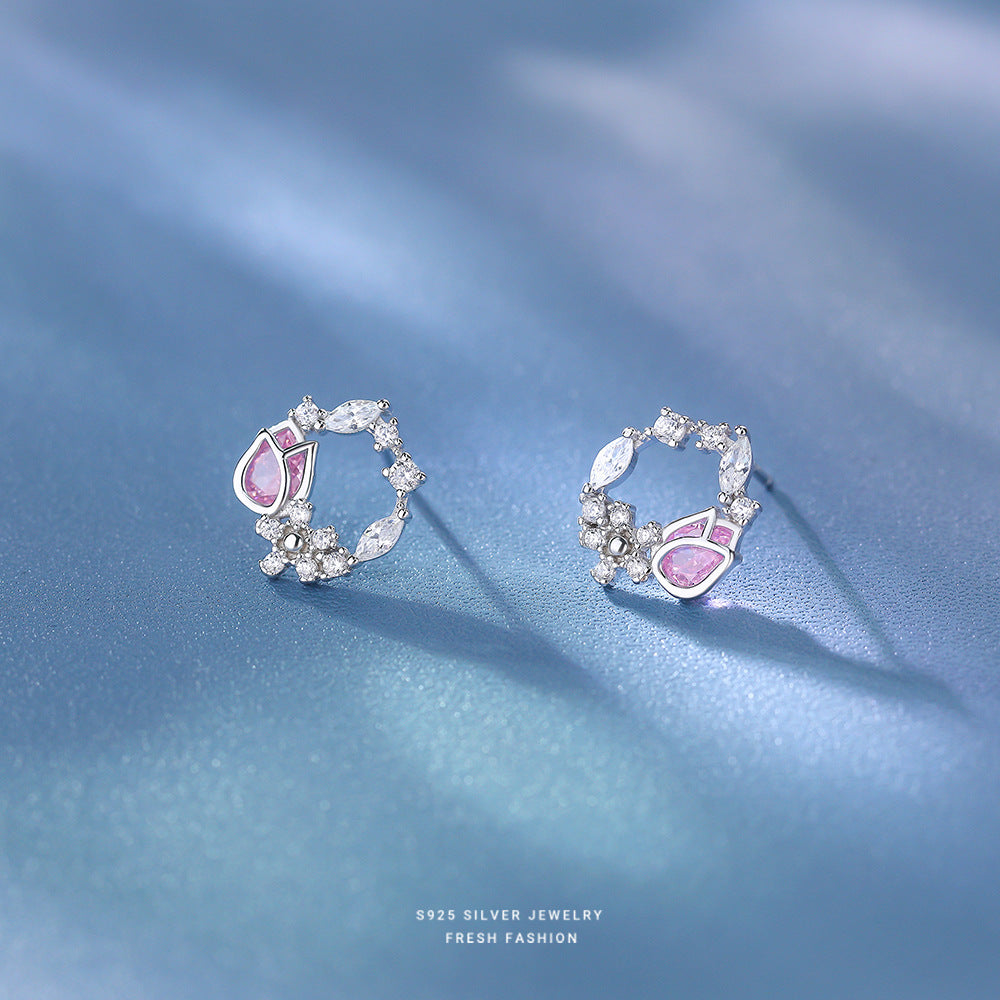 Women's Style Temperament Entry Lux Small Super Earrings
