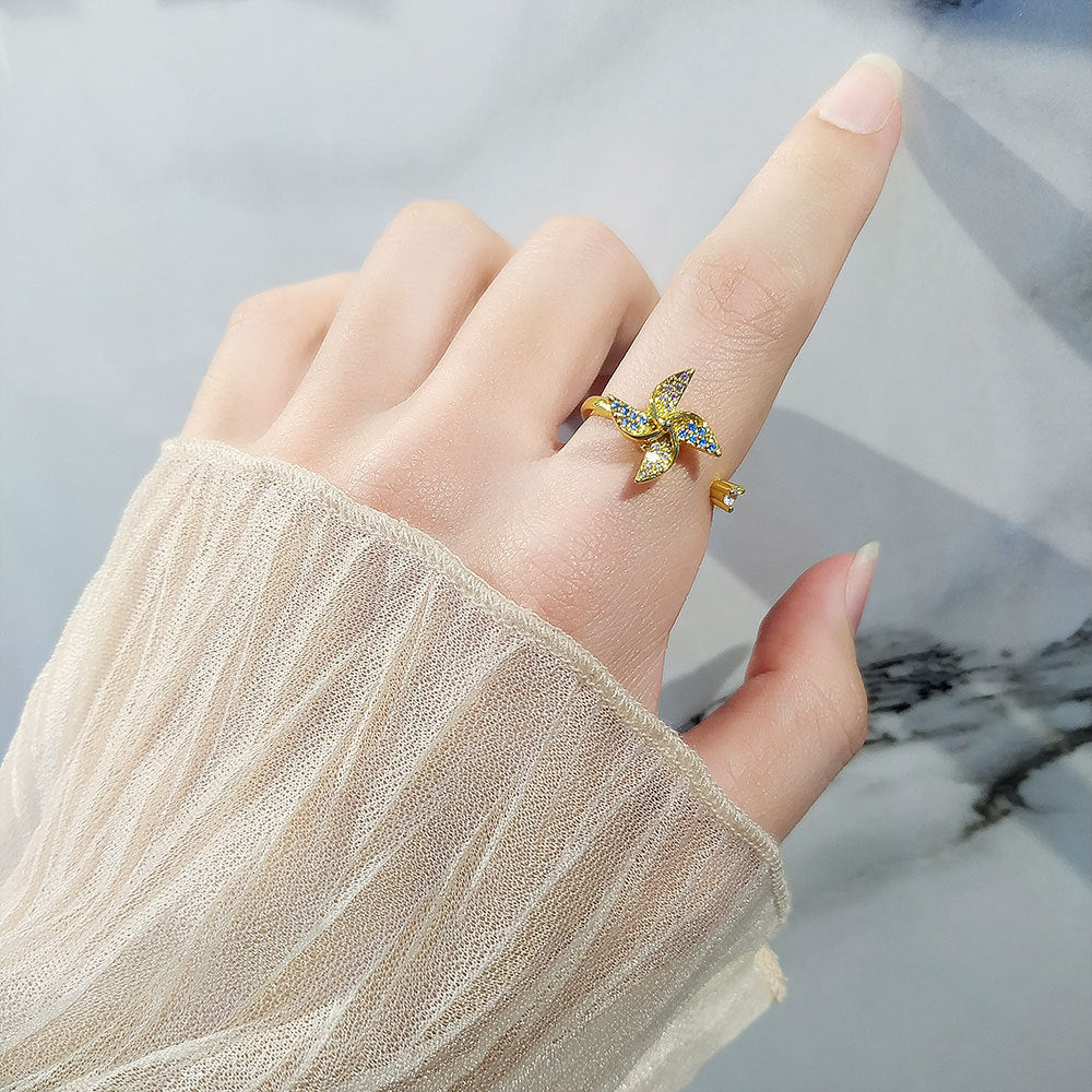 Open Female Special Interest Light Luxury Rings