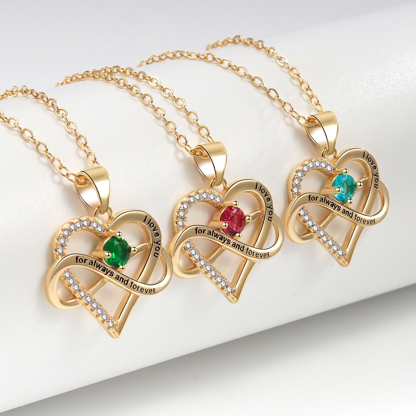 Colliers simples en forme de coeur avec micro incrustation de mode lettrage