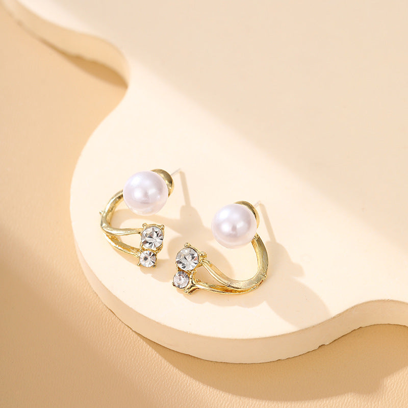 Women's Sier Plated Female Korean Style Imitation Pearl Inlaid Zircon Design Stud Earrings
