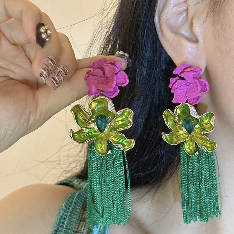Übertriebene lange Quasten-Brautohrringe im chinesischen Stil mit Blumen-Retro-Motiv