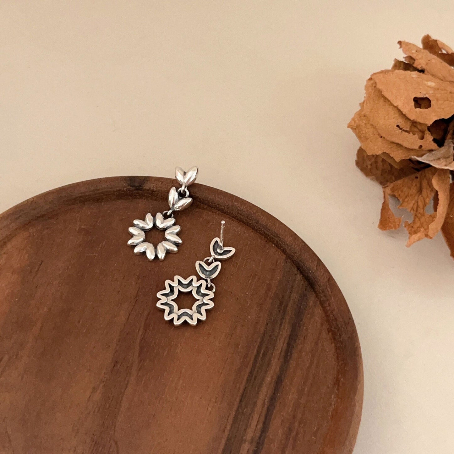 Women's Sterling Snowflake Wheat Unique High Sense Earrings